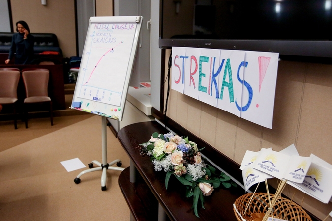Ruošiasi streikui: švietimo sistema – ties grėsminga riba