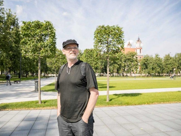 Universalu: miesto plėtra, anot D.Pocevičiaus, – laikmečio atspindys. "Tik laikas parodys, kas yra vertybė, o kas – ne. O dabar tegul ta stichija siaučia", – sako jis.