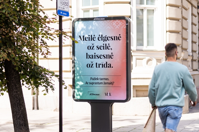 Lietuvos miestų gatvės prabilo tarmiškai