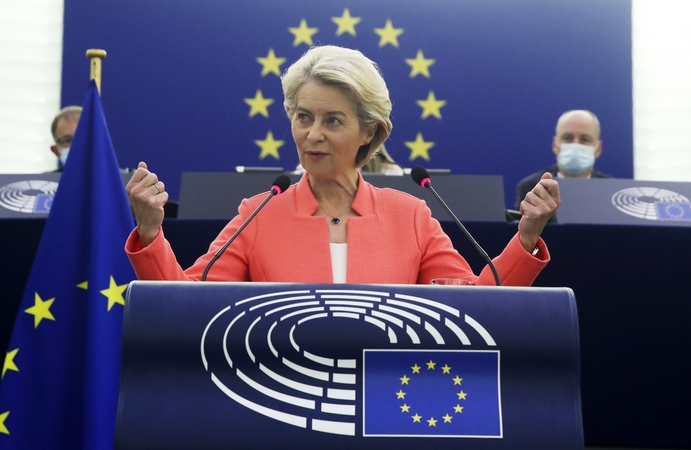 Migla: apie šiuo metu daug diskusijų sulaukiančią vadinamąją Europos kariuomenę U.von der Leyen savo kalboje tiesiogiai neužsiminė, tačiau akcentavo stipresnės ES gynybos būtinybę.