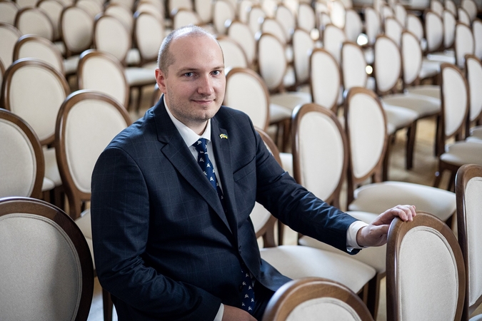 Kryptis: „Kai kalbame apie švietimą, kokybė ir prieinamumas – du raktiniai žodžiai, bet į juos negalima žiūrėti atsietai. Prieinama ir kokybiška turi eiti kartu, to ir siekiame“, – pabrėžia G. Jakštas.