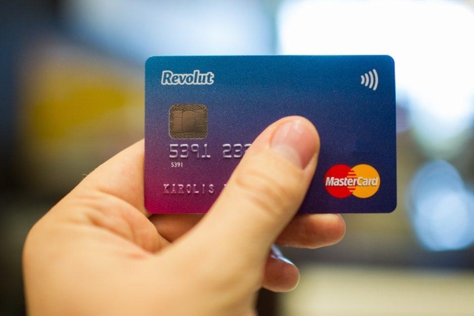 Diskusijas dėl „Revolut“ galėtų nutraukti ES