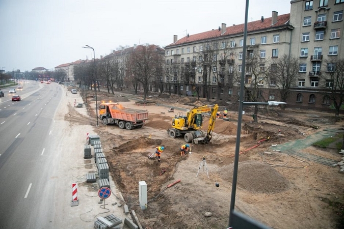 Sutvarkys: šioje vietoje atsiras nauja aikštelė ir bus papildomai apželdinta erdvė prie pastato.