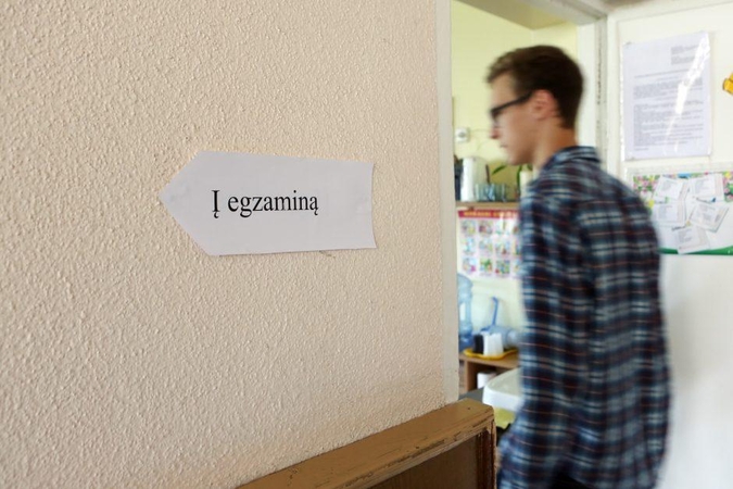 Prasideda pakartotinė brandos egzaminų sesija