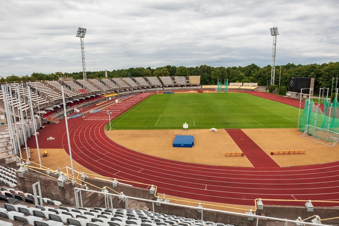 Stadiono konkursą apskundusiai įmonei – įpareigojimas sumokėti milijoninį užstatą