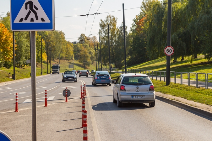 Eismas: jei bus pritarta, 60 km/val. greitį leidžiantys kelio ženklai atsiras ir kitose judriose miesto gatvėse.