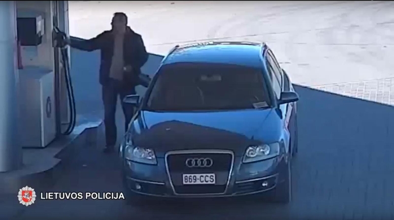 Užsipylė degalų ir nesumokėjęs pasišalino (gal atpažįstate?)