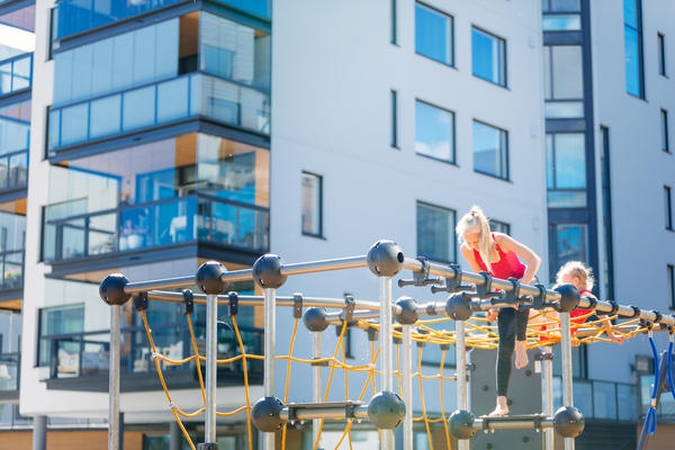 Tarp naujų namų ieškančių šeimų poreikių – ir modernios žaidimų aikštelės