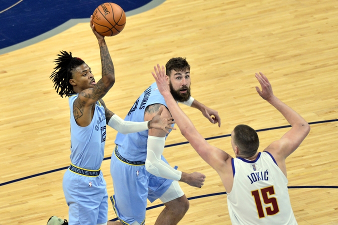 J. Valančiūnui nepavyko pristabdyti N. Jokičiaus, o „Grizzlies“ apmaudžiai pralaimėjo