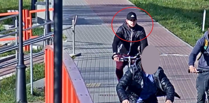Ieško policija: dviratininkas partrenkė pėsčiąją ir pasišalino iš įvykio vietos