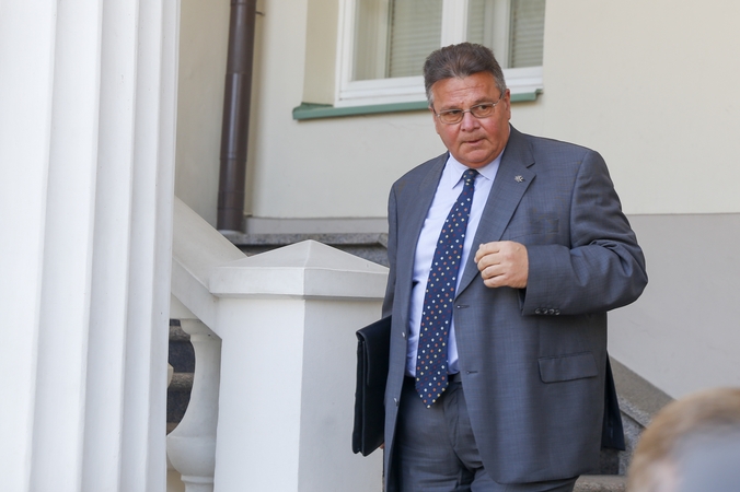 L. Linkevičius darbo pasiūlymų negavo: naujas ministras dirbs įtemptoje situacijoje