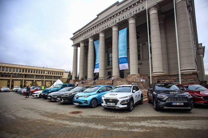 „Kauno metų automobilis 2020“: atmosfera kaista