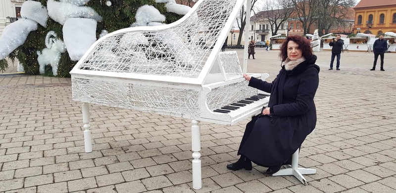 Pilnatvė: Kauno soroptimisčių klubo prezidentė R.Adamonienė savo gyvenimo neįsivaizduoja be visuomeninės veiklos.