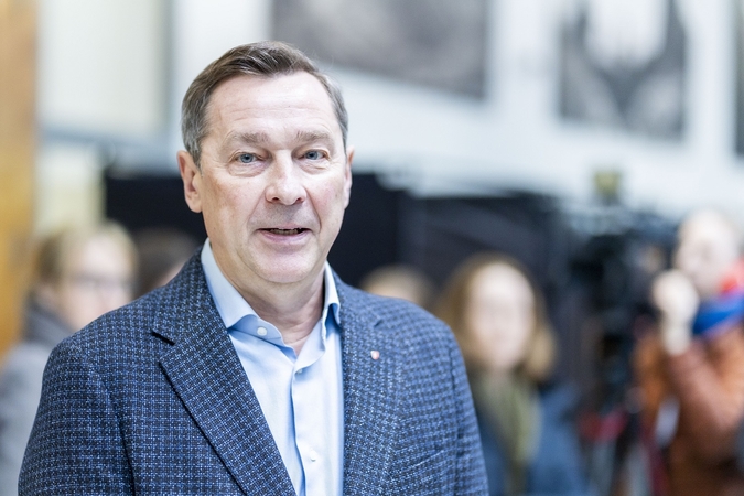 Dėl naujojo krašto apsaugos ministro
