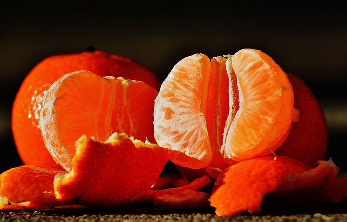 Kodėl žiemą renkamės citrusinius vaisius?