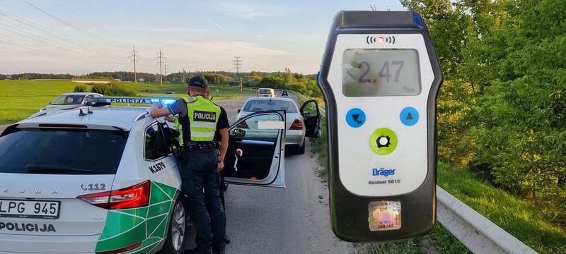 Savaitgalį Kauno apskrities keliuose – greičio ir promilių rekordai