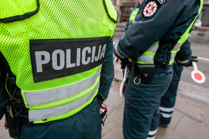 Daugiau nei dvigubai greitį viršijusiam kelių gaideliui – dideli nemalonumai
