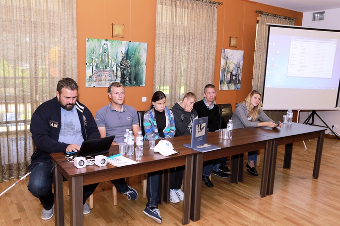 Neįgalieji iš Jekaterinburgo kviečia į nuotykius jūrose
