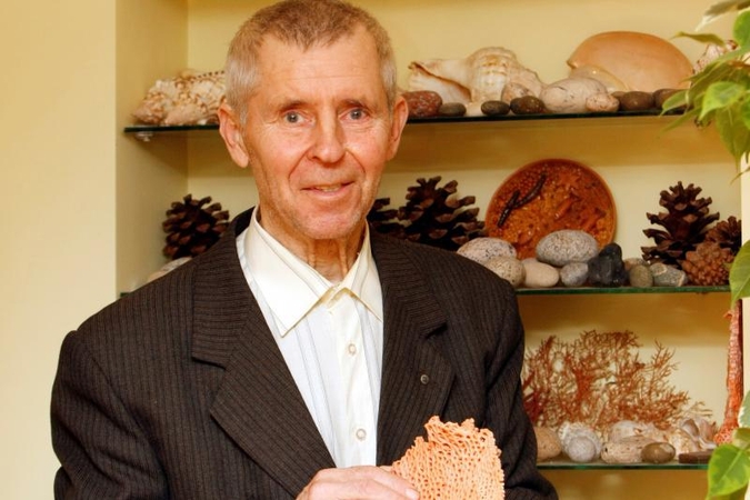 V. R. Tijūnėlis.