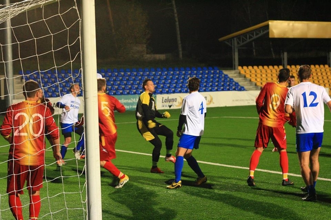 Pirmieji susitikimai A. Fokino taurės turnyre nenuvylė futbolo gurmanų