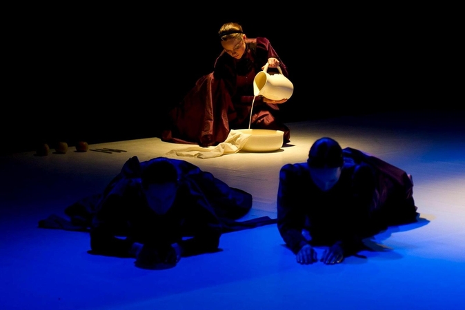 Festivalio pradžios koncerte pasirodys šokio teatras „Padi Dapi Fish“.