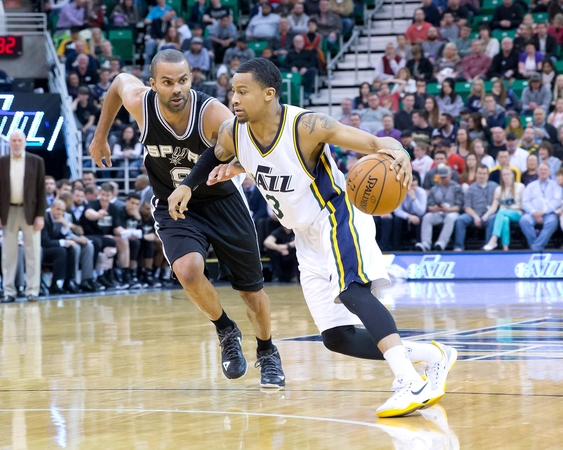 Trečiasis iš eilės NBA čempiono "Spurs" pralaimėjimas