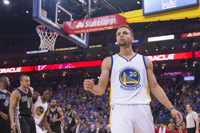 „Golden State Warriors“ varžovus sutriuškino 30 taškų skirtumu