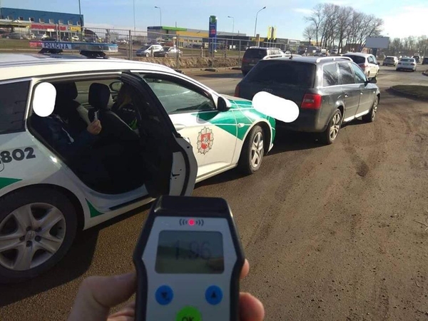 Klaipėdoje sulaikytas girtas "Audi" vairuotojas