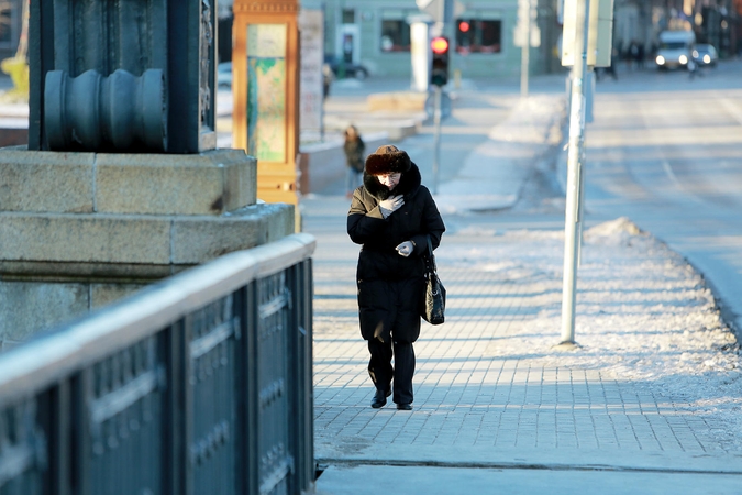 Stingdys: sinoptikų teigimu, dėl žvarbaus vėjo kitą savaitę jutiminė oro temperatūra gali pasiekti net keliolika laipsnių šalčio.