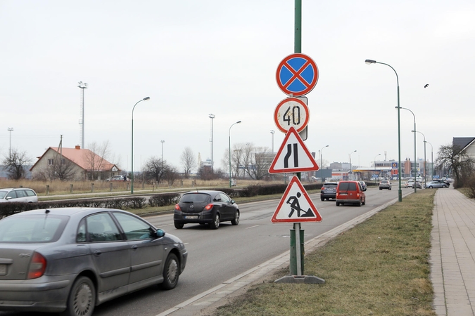 Kelio ženklai užminė mįslių