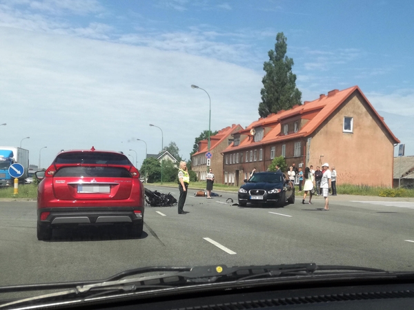 Tragiškas pirmadienis: Minijos gatvėje žuvo motociklo vairuotojas