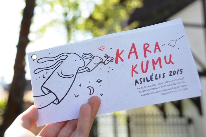 Skrajutė: šiandien Klaipėdoje prasideda VIII tarptautinis lėlių teatrų festivalis „Karamumų asilėlis“.