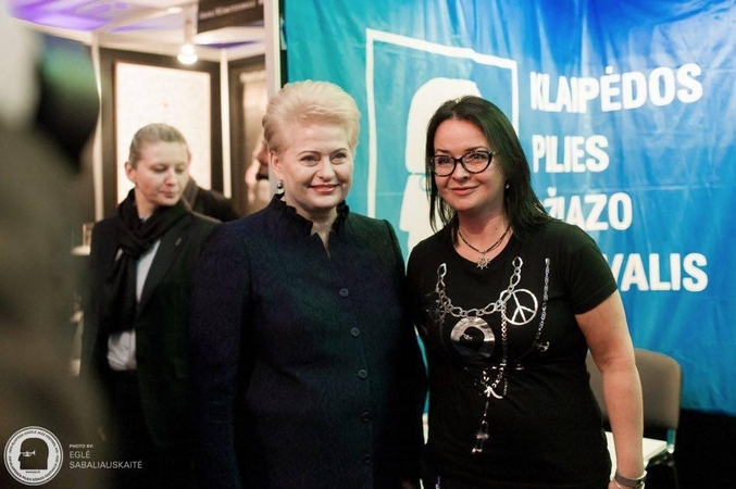 Prezidentė D. Grybauskaitė aplankė Klaipėdos stendą