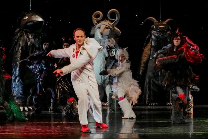 Klaipėdos muzikinio teatro spektaklyje šoks dvimetrinės pabaisos