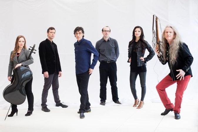 Ansamblis „Bang on a Can All-Stars”.