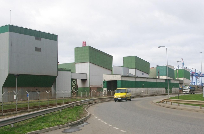 Perspektyva: Nemuno gatvė ties „Birių krovinių terminalu“ taptų vidine, uosto dalimi.