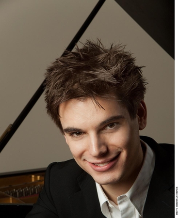 Su dviem pianistais iš tolimų šalių