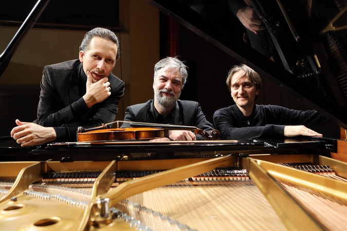 „Lietuvos trio“ atskleis „Sulėtintą grožį“