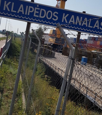 Vieta: prie uosto ribos likusi tik lentelė apie Klaipėdos kanalą, nors paveldosaugininkai tą teritoriją mato kaip saugotiną.