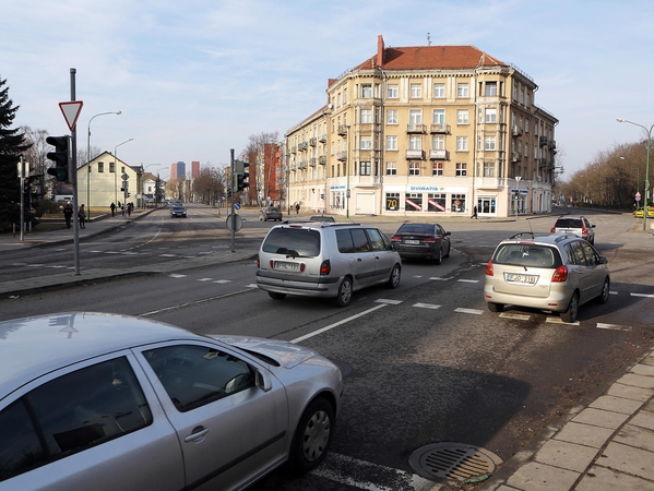 Uždarius Pilies tiltą eismo srautus bus bandoma valdyti žiedine sankryža