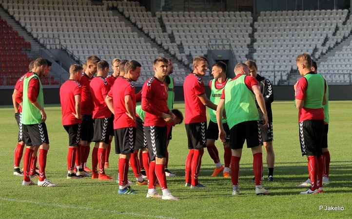 Prie Lietuvos futbolo rinktinės prisijungė A. Žulpa ir G. Freidgeimas
