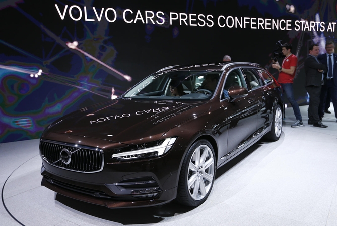 „Volvo“ grynasis pelnas šoktelėjo 90 proc.
