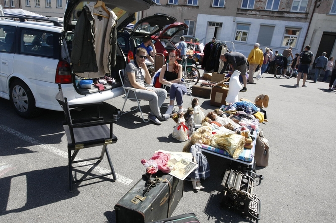 Bagažinių turguje – ir keturkojai