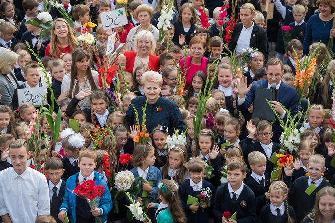 Prezidentė linki įkvėpimo mokyti ir smalsumo mokytis
