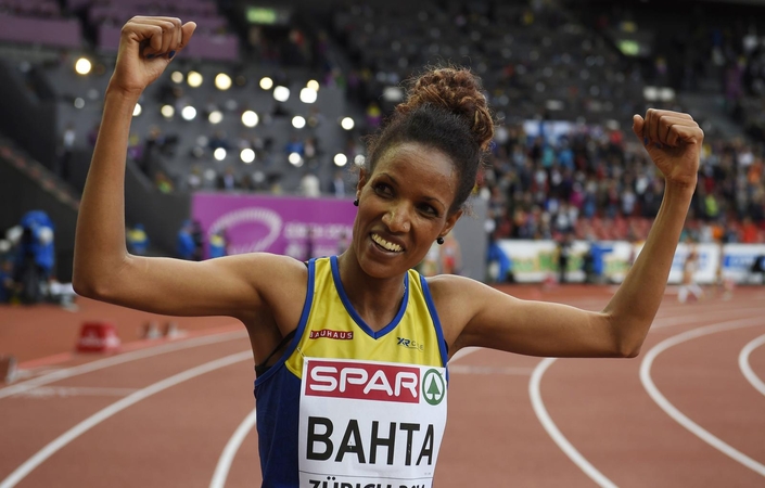 Aukso medalį 5000 m bėgimo distancijoje iškovojo Švedijos atstovė