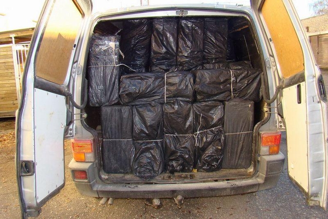 Per pusmetį muitininkai sulaikė kontrabandos už 25,5 mln. litų