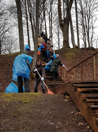 Apkuopti piliakalniai, ant kurių liepos 6-ąją aidės „Tautiška giesmė“