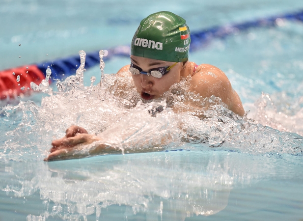 R. Meilutytė vienoje rungtyje triumfavo, kitoje – liko be medalio 