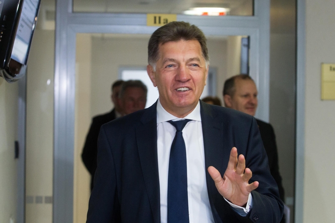 Premjeras: su streikuojančiais mokytojais turi derėtis ministerija