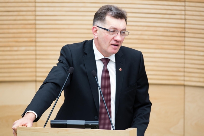 A. Butkevičius: SGD laivas jau gali įplaukti į uostą 